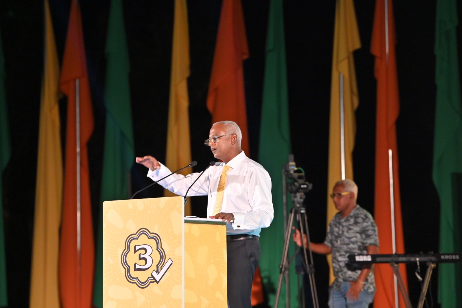 އެއްބުރުން އިންތިޚާބު ކާމިޔާބުކުރުމުގެ މަސައްކަތުގައި ތައްގަނޑު ޖަހާނީ އައްޑޫން: ރައީސް