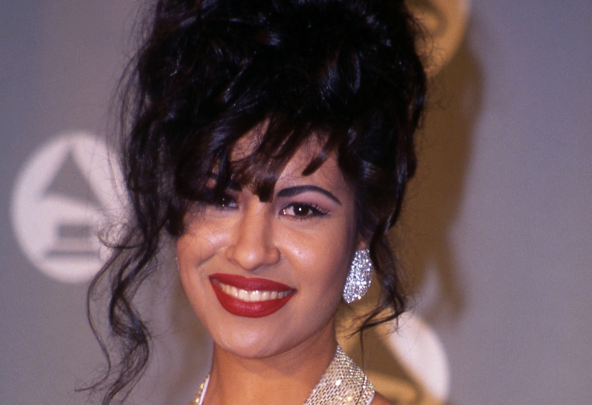 މިލަވަކިޔުންތެރިޔާ މަރުވިތާ 26 އަހަރު ފަހުން އޭނާގެ އަލްބަމެއް ރިލީޒްކުރަނީ