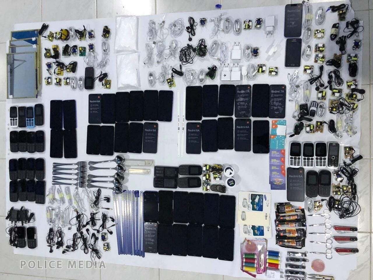 ޖަލަށް ވައްދާ ތަކެތި ހޯދަން ބޮޑީ ސްކޭނިން މެޝިން ހޯދުމުގެ މަސައްކަތް ފަށައިފި