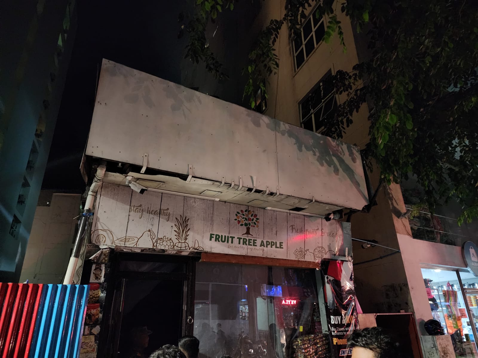 އަލިފާނާ ގުޅިގެން 22 މީހަކަށް ވަގުތީ ބޯހިޔާވަހިކަން