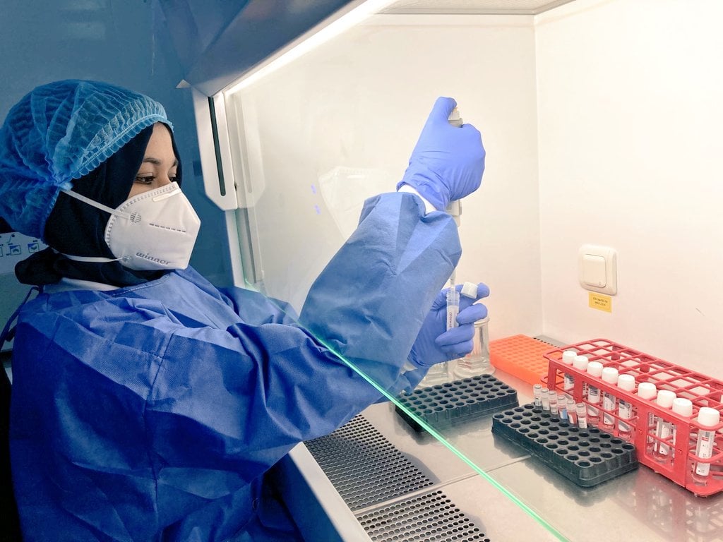 ކޮވިޑް-19: ހުޅުމާލޭ ހޮސްޕިޓަލުގައި ޕީސީއާރު ޓެސްޓް ހަދަން ފަށައިފި