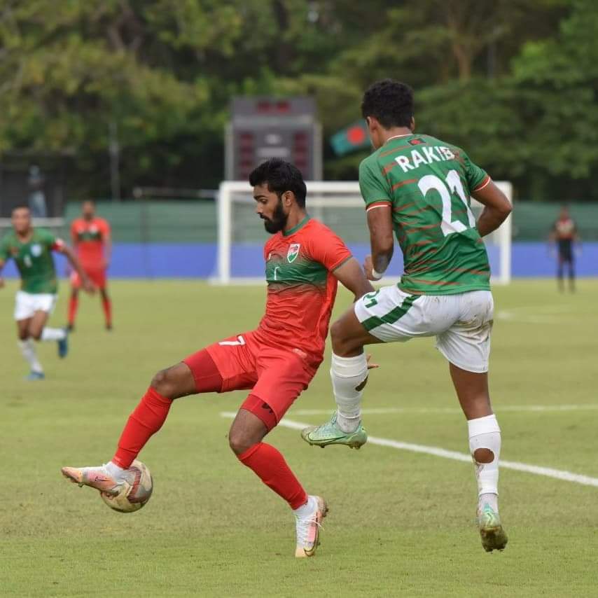 ބަނގުލަދޭޝް އަތުން ބަލިވެ ރާއްޖެއަށް ފައިނަލުގެ ފުރުސަތު ވަރަށް ހަނިވެއްޖެ