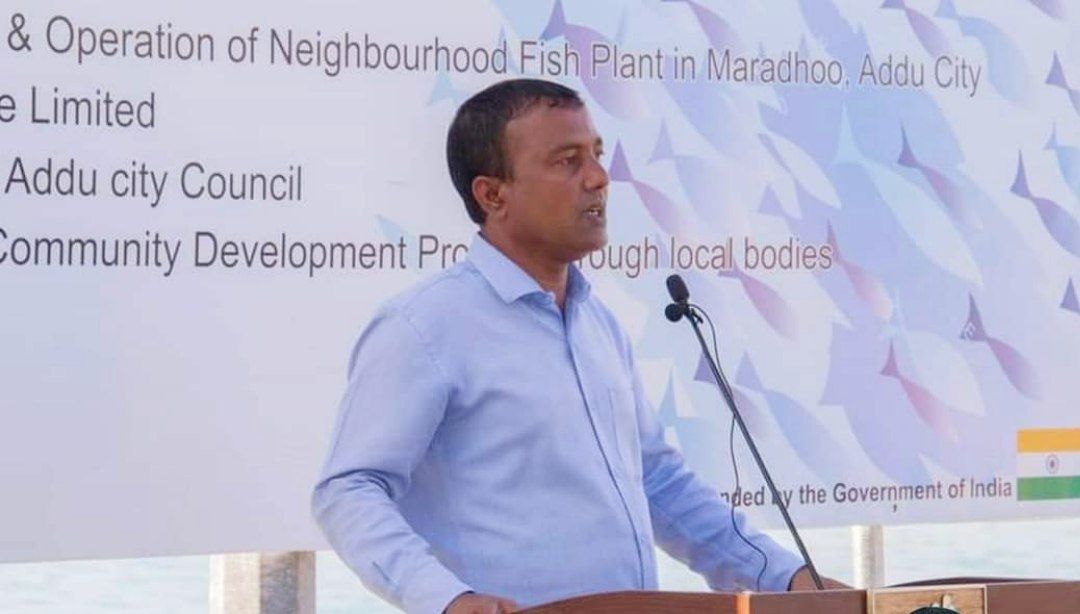 އައްޑޫގެ ކުރީގެ ކައުންސިލަރު ފައިސަލްގެ ތާއިދުވެސް މިނިސްޓަރ ފައްޔާޒަށް