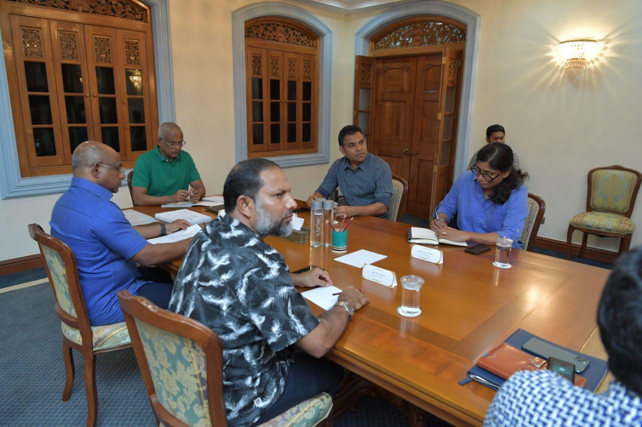 ރައީސް ޞާލިޙްގެ ހިފެހެއްޓުމެއް ނެތް ޝުކުރު ޞިއްޙީ ޚިދުމަތްތެރިންނަށް