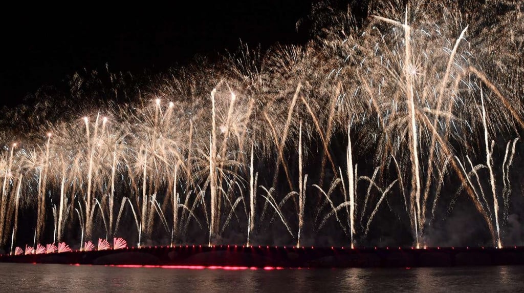 އާ އަހަރު ފާހަގަކުރަން ހަވާއެރުވުމާއެކު ޝޯވއެއް