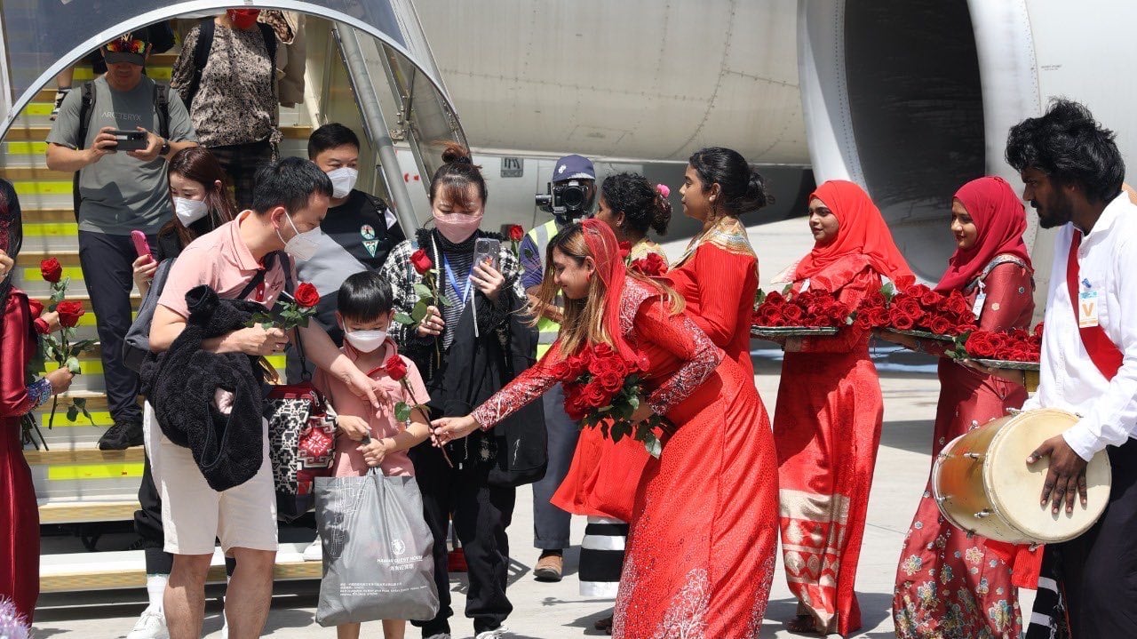 މިއަހަރުގެ މިހާތަނަށް ފަތުރުވެރިން އައި އަދަދު 10 އިންސައްތަ އިތުރު