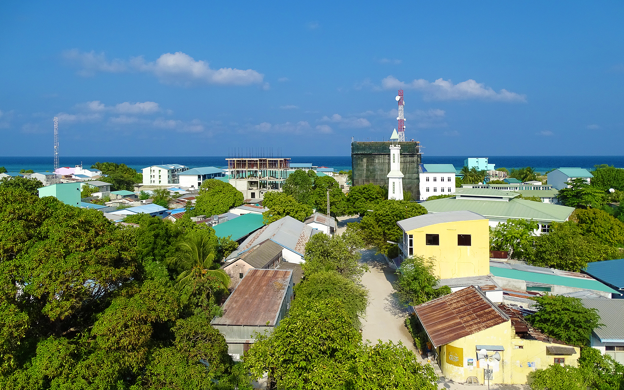 ނައިފަރުގެ ފެނުގެ ނިޒާމުގެ މަސައްކަތް އޮޕަރޭޓްކުރަން ހަވާލުކުރީ ބޮޑެތި މައްސަލަތައް ޙައްލުނުކޮށް: ފެނަކަ