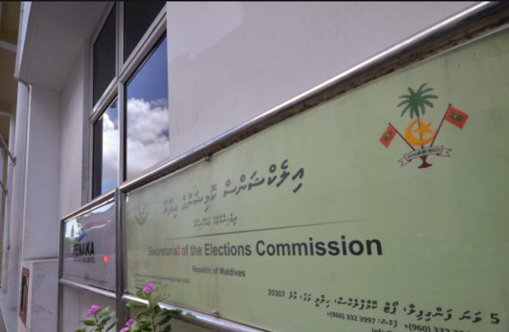 3 ރަށެއްގެ ޑަބްލިޔުޑީސީއަށް ކުރިމަތިލާނެ ބަޔަކު ނުވި!