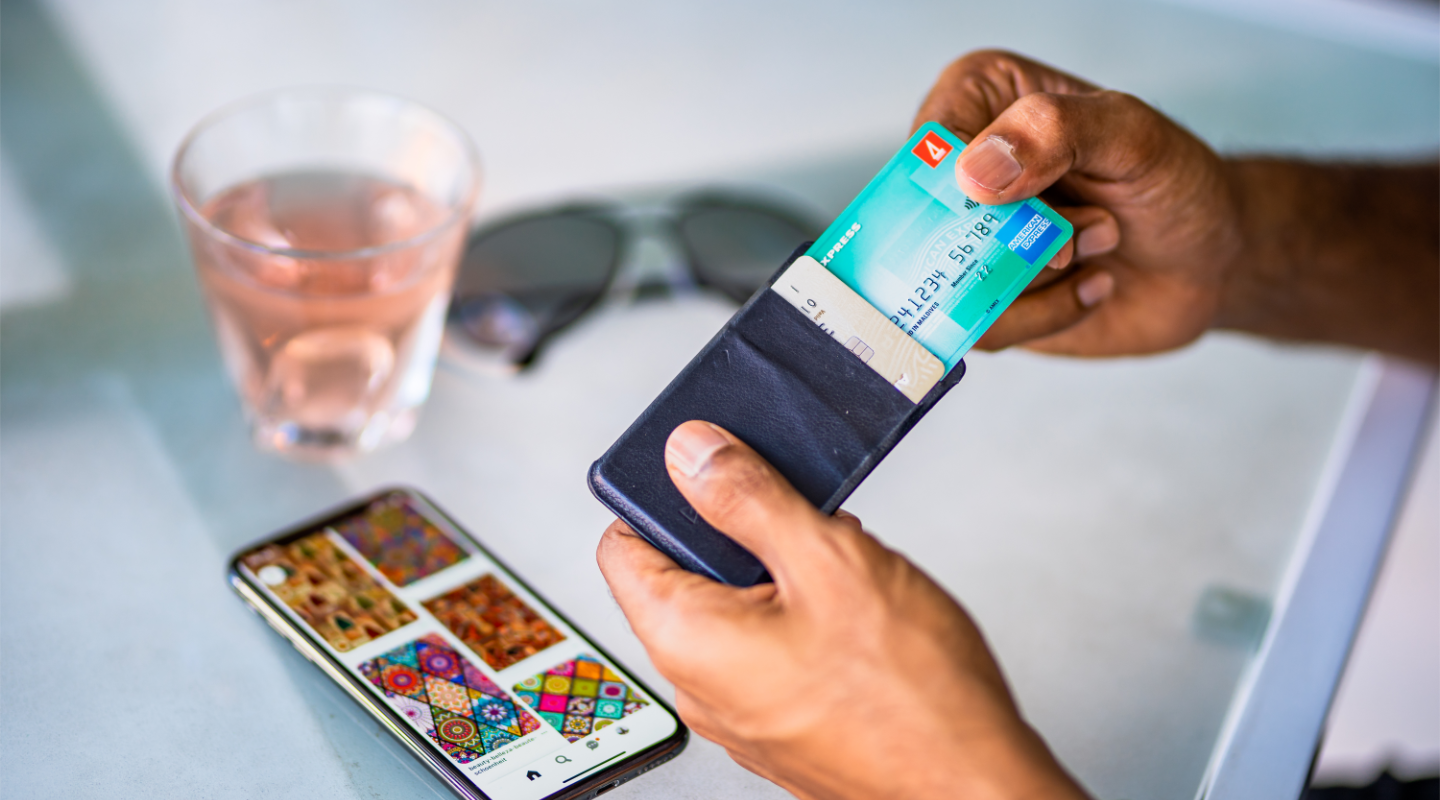 ކްރެޑިޓް އަދި ޑެބިޓް ކާޑުގެ ލިމިޓަށާއި ބޭރު ފައިސާގެ ބާޒާރަށް ހެޔޮ ބަދަލެއް ގެނައުމަށް ދަނީ މަސައްކަތްކުރަމުން: މިނިސްޓްރީ