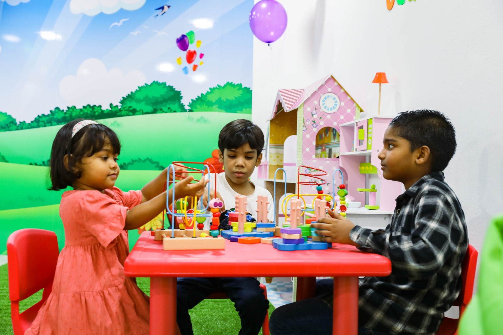 ސްޓެލްކޯގެ މުވައްޒަފުންގެ ޗައިލްޑް ކެއަރ ސެންޓަރ ހުޅުވައިފި