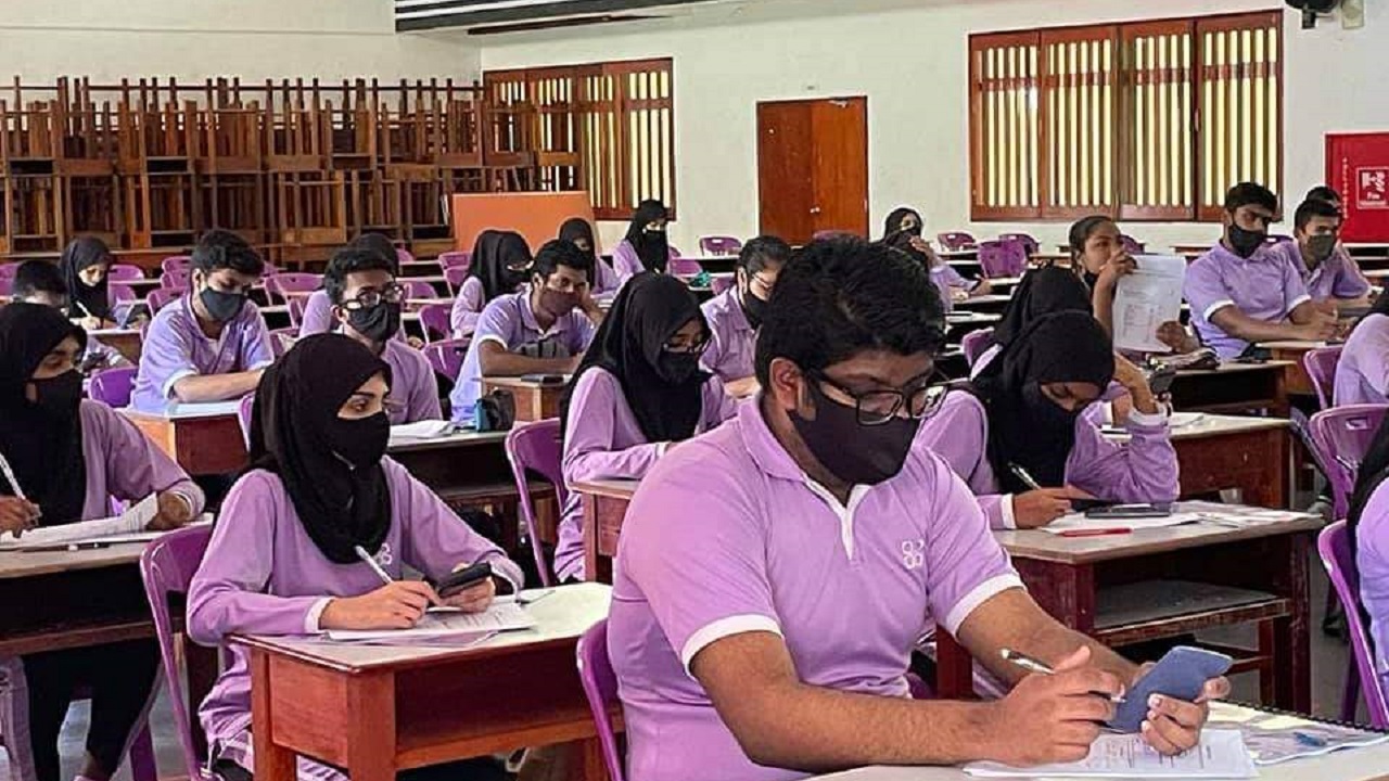 ގަދަ ދިހައެއްގެ ދަރިވަރުން ހޮވުމުގައި ބަލާނީ އޭޕްރީލް މަހުގެ އޭލެވަލް ނަތީޖާއަށް