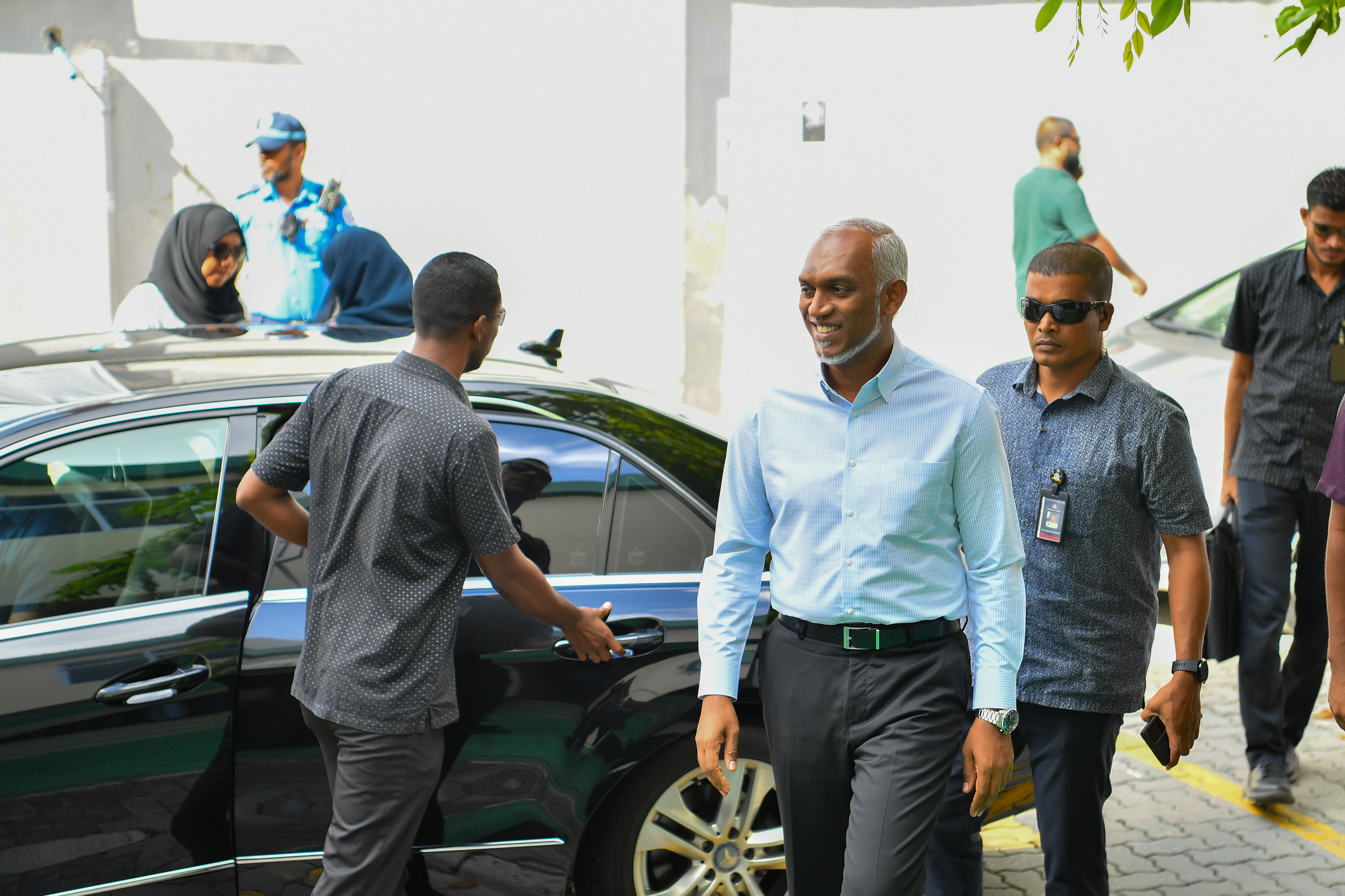 ޖޫން 20 ސަރުކާރު ބަންދުކޮށްފި؛ ބޮޑު އީދު ބަންދަށް ހަފުތާއެއް