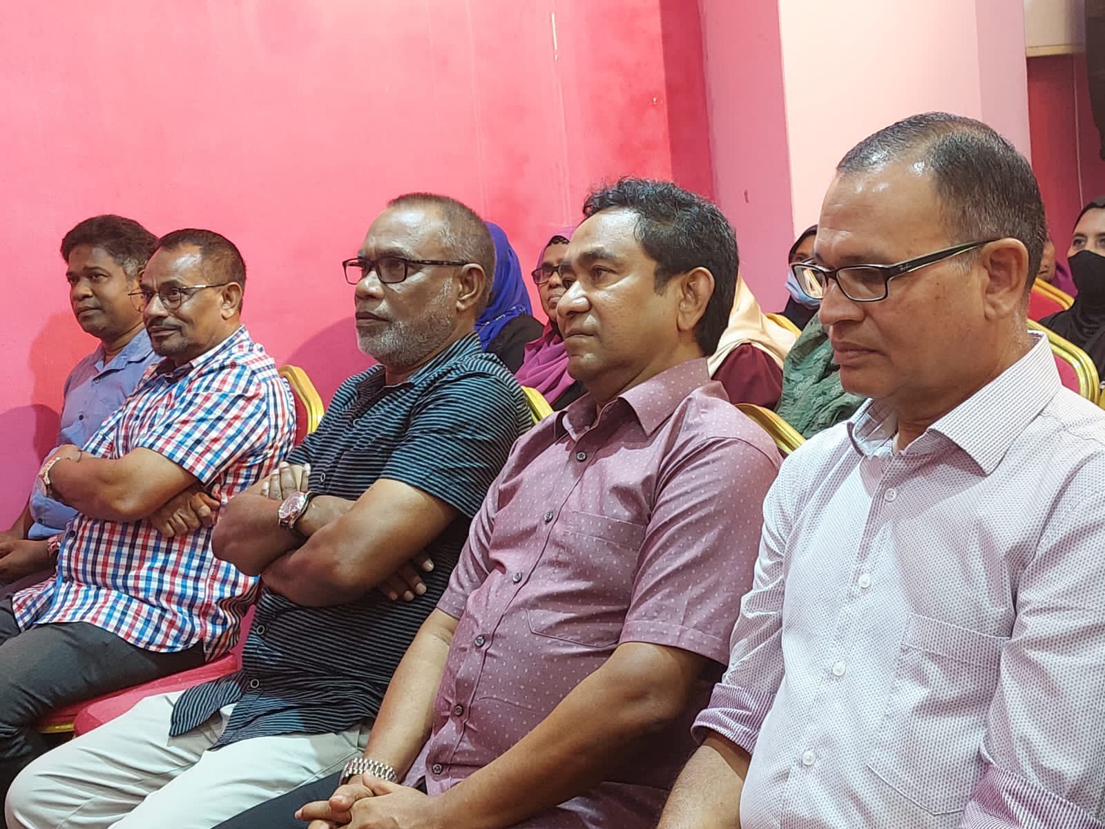 އާދަމް ޝަރީފް ރައީސް ޔާމިނަށް: 2023 ގައި ވެރިކަމަށް ކަމަރު ބަންނަވާ!