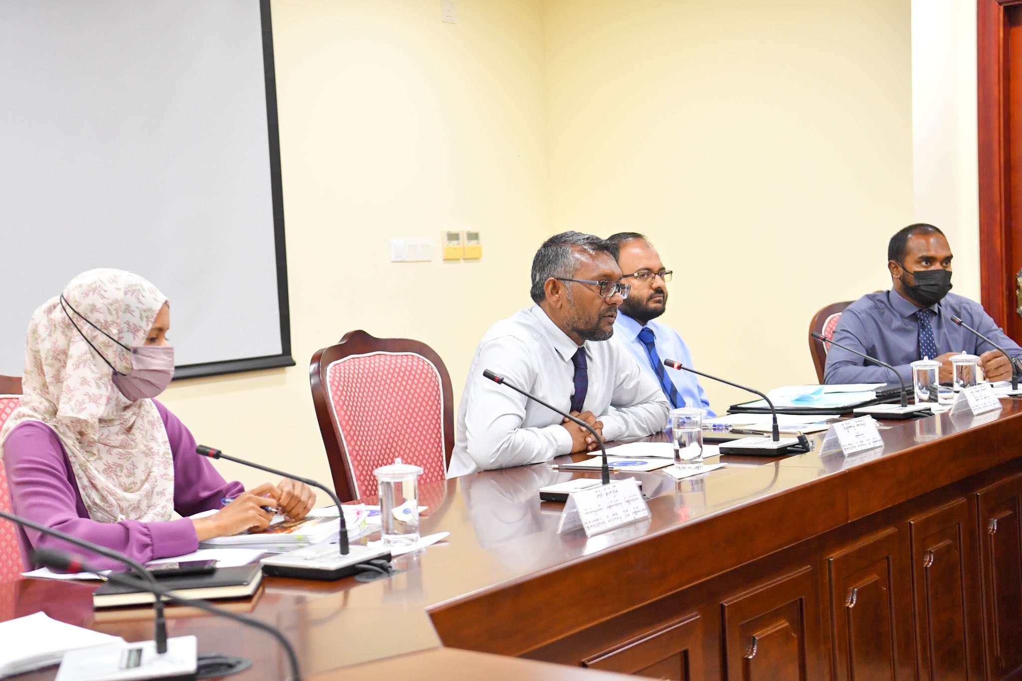 އިހަވަންދިއްޕޮޅުގައި ޓްރާންޝިޕްމަންޓް ބަނދަރެއް ހެދުމުގެ މަސައްކަތް މިއަހަރު ފަށާނެ: ފައްޔާޒު