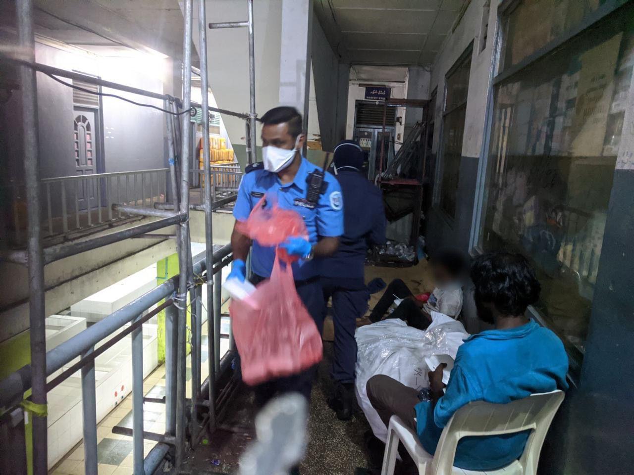 މަޓާޓޯ އާއި، ބޯޓިން އެސޯސިއޭޝަނާއި ކޮކާކޯލާ ގުޅިގެން ހާލުގައި ޖެހިފައިވާ މީހުންނަށް އެހީ ވަނީ