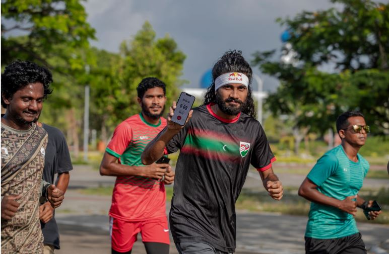 ދުނިޔޭގެ އެކިކަންކޮޅުތަކުގައި ބާއްވާ ރެޑްބުލް ވިންގްސް ފޮރ ލައިފް ދުވުން ރާއްޖޭގައިވެސް