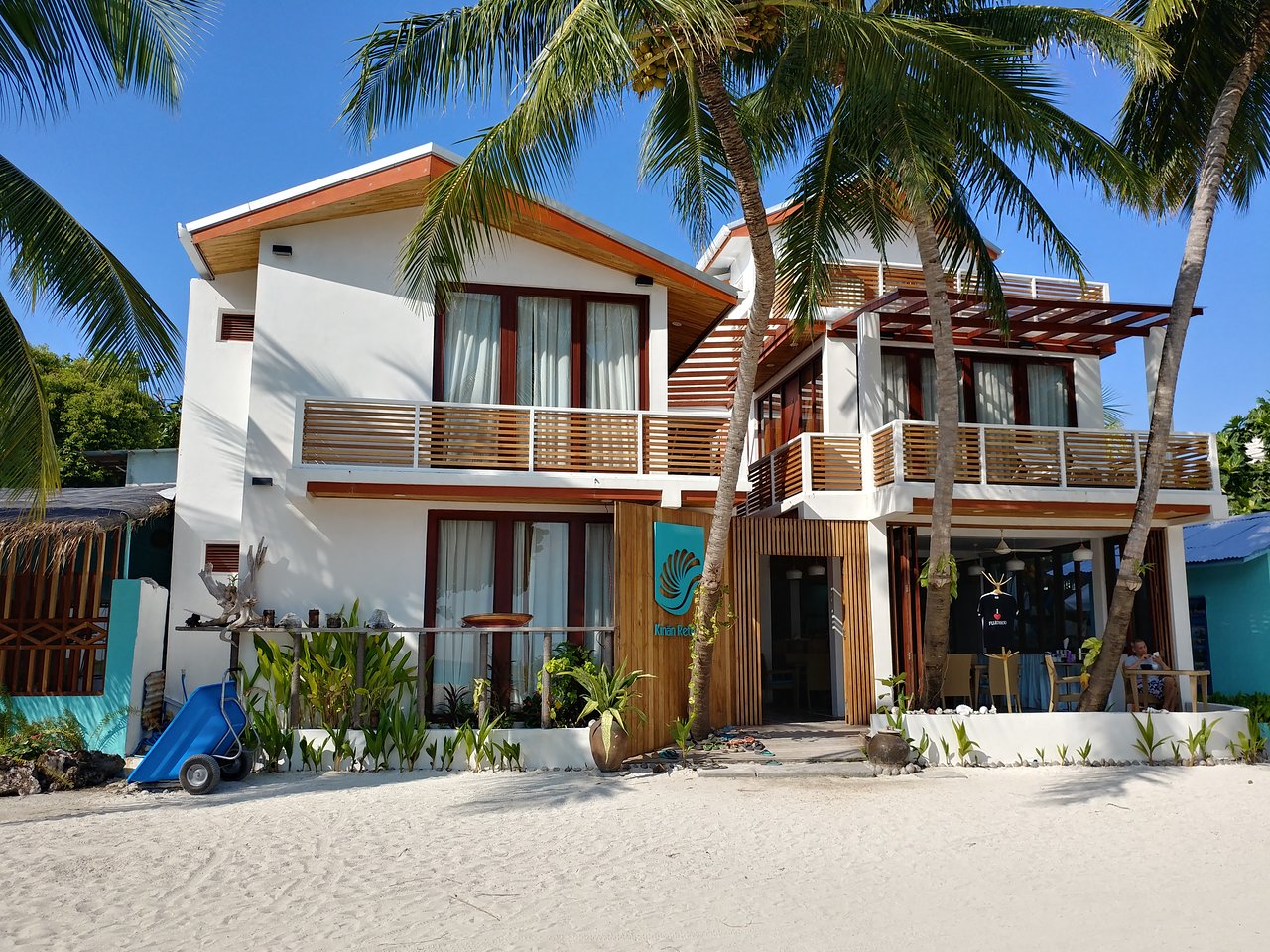 ދެކުނު އޭޝިޔާގެ ފަތުރުވެރިންނަށް މާދަމާ ގެސްޓްހައުސްތަައް ހުޅުވާލަނީ