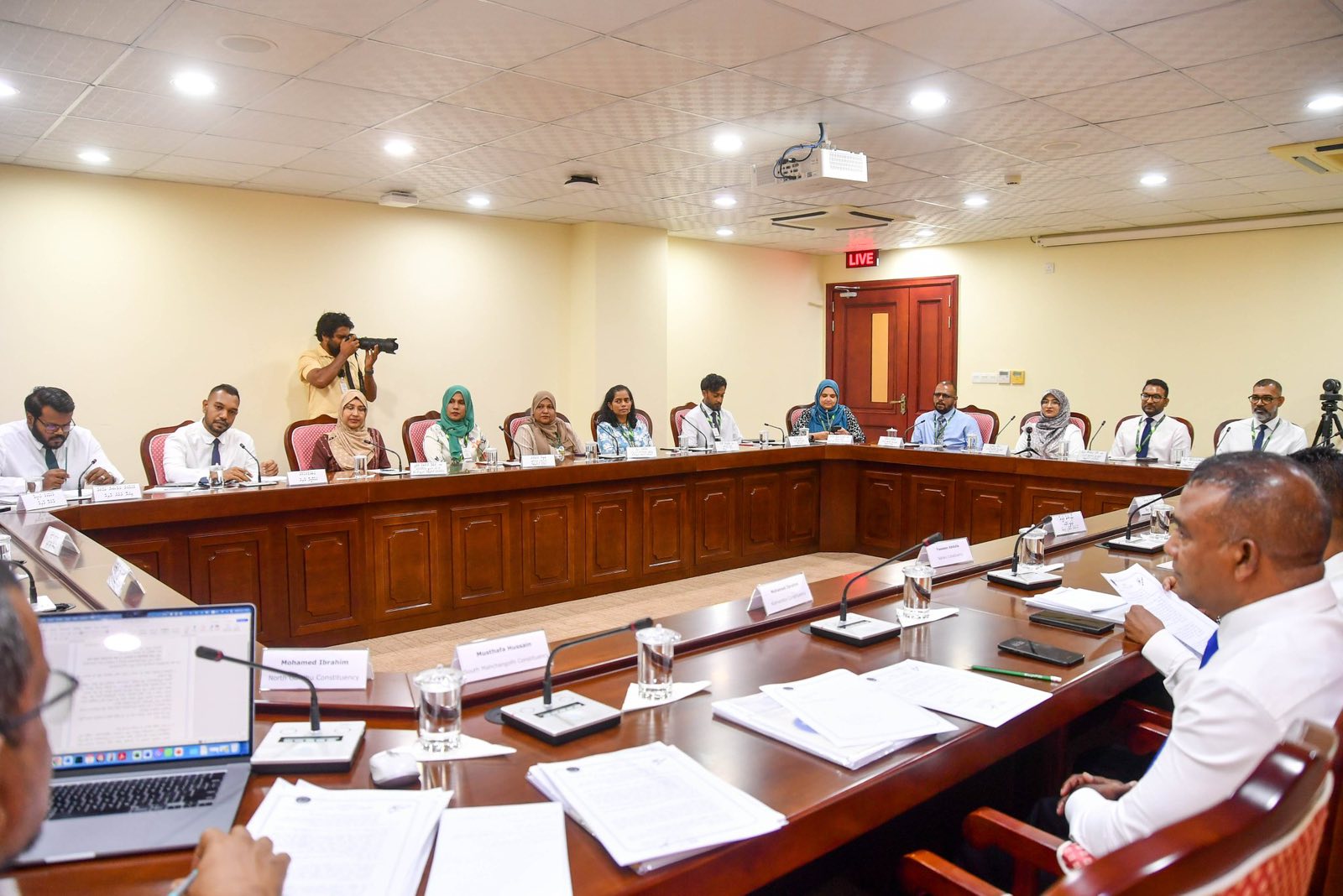 ޑޮކްޓަރަށް ދައްކަން އެޕޮއިންޓްމެންޓު ލިބޭނެ ދުވަސް އެނގޭނެ ނިޒާމެއް ތައާރަފްކުރަނީ