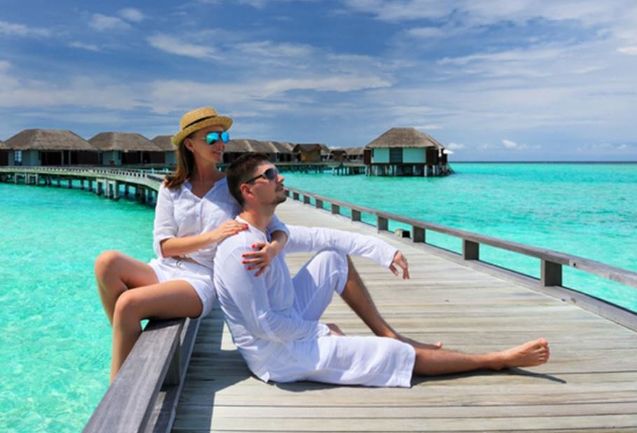 އެންމެގިނަ ފަތުރުވެރިން ނޮވެމްބަރުގައި؛ ކޯވިޑްގެ ކުރީގެ ހާލަތަށްވުރެ އިތުރު