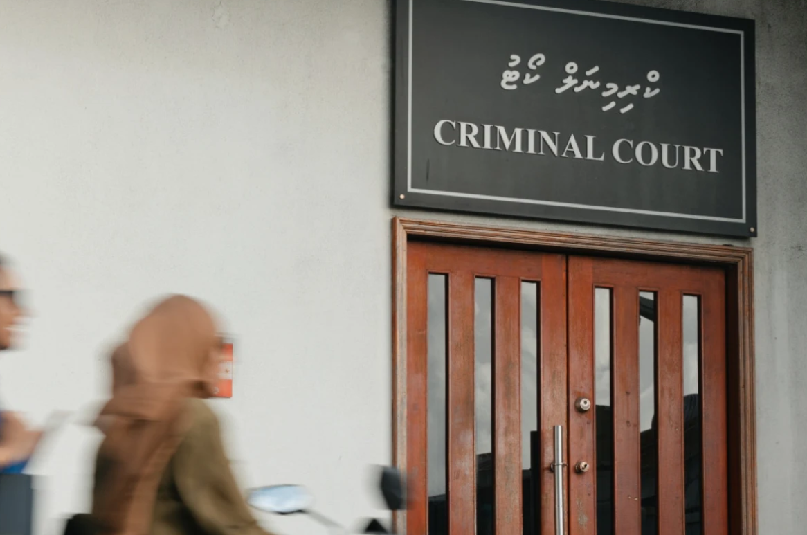 އެއްލައިދޫ ރިސޯޓުގެ ކައްކާ މަރާލި މައްސަލައިގައި ދައުވާކުރި މީހާގެ މައްޗަށް ކުށް ސާބިތު ނުވި