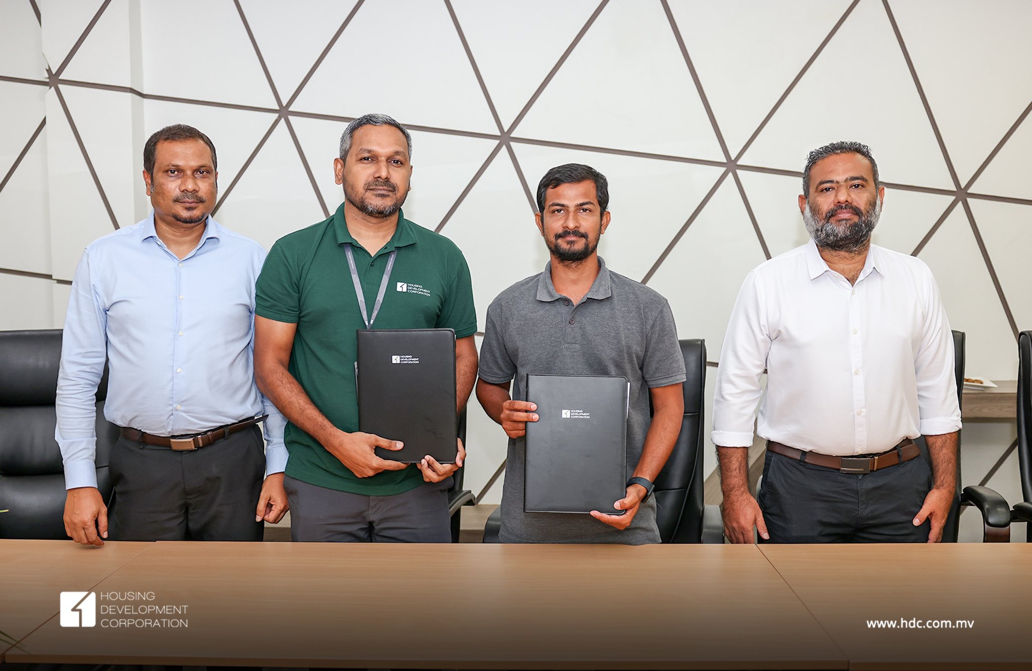 ސްމާޓް ސިޓީ ސޮލިއުޝަންތައް އެޗްޑީސީން ރަށްތަކަށް ތައާރަފުކުރަނީ