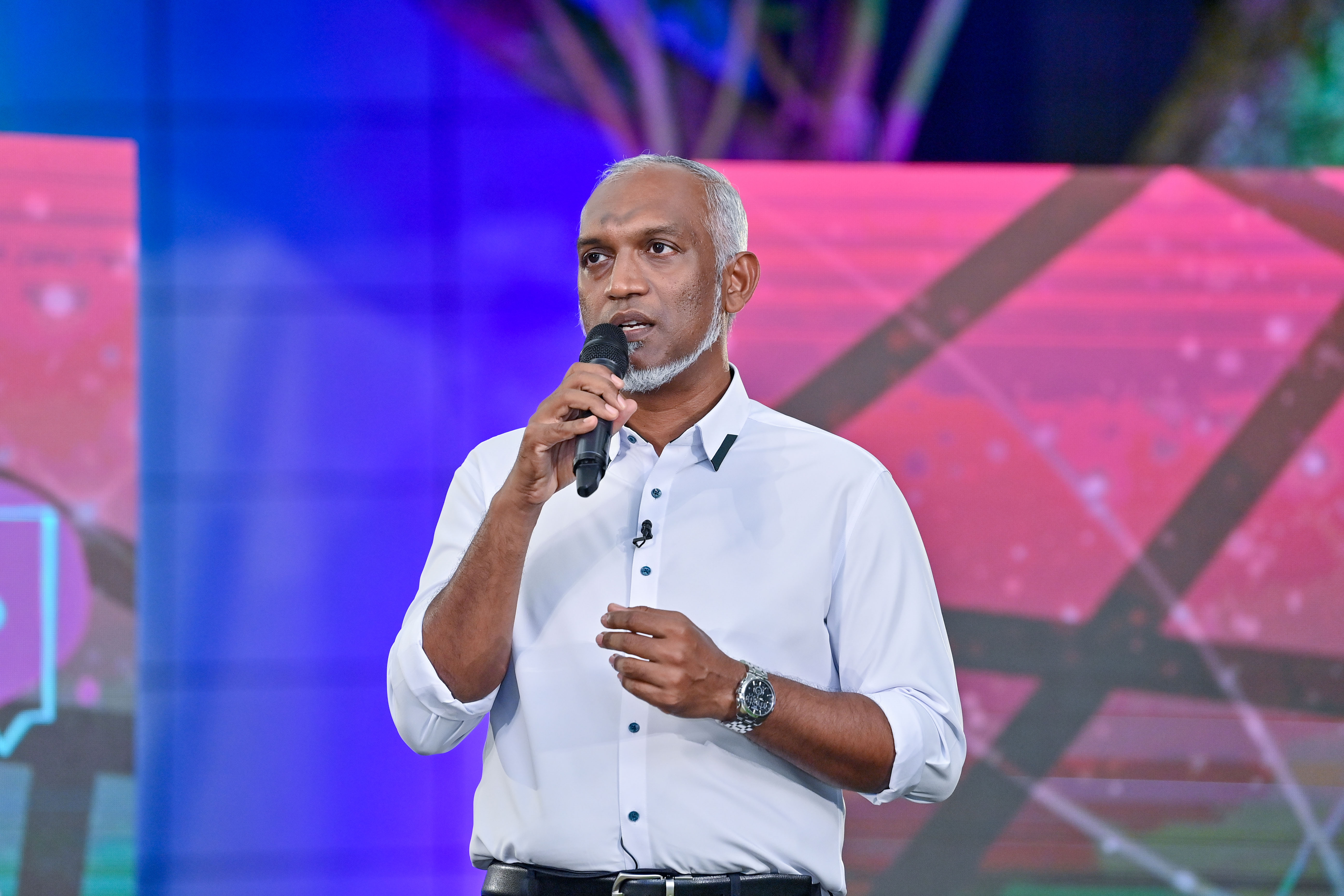 ދިވެހިންގެރާއްޖެ ޔަގީން ކުރުމަށް މަޖިލިސް ސަރުކާރަށް ހޯދައިދީ: ރައީސް