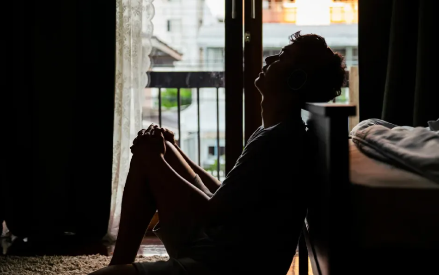 ރޭގަނޑު ހޭލާއުޅޭނަމަ ޑިޕްރެޝަން ގެ ފުރުސަތު ބޮޑު: ދިރާސާ