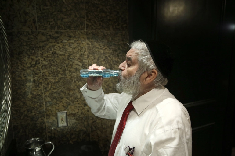 ކޮވިޑް-19: މައުތުވޮޝްއިން 19 ސިކުންތު ތެރޭ ވައިރަސް ނައްތާލެވޭ: ދިރާސާ