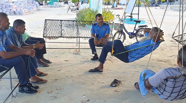 ރަށްރަށުގެ ޕޮލިސް ސްޓޭޝަންތަކުން ނަތީޖާ ނުނެރެވެނީ ހެދިފައިހުރި ގާނޫނުތަކުގެ ސަބަބުން: ޝަރީފް