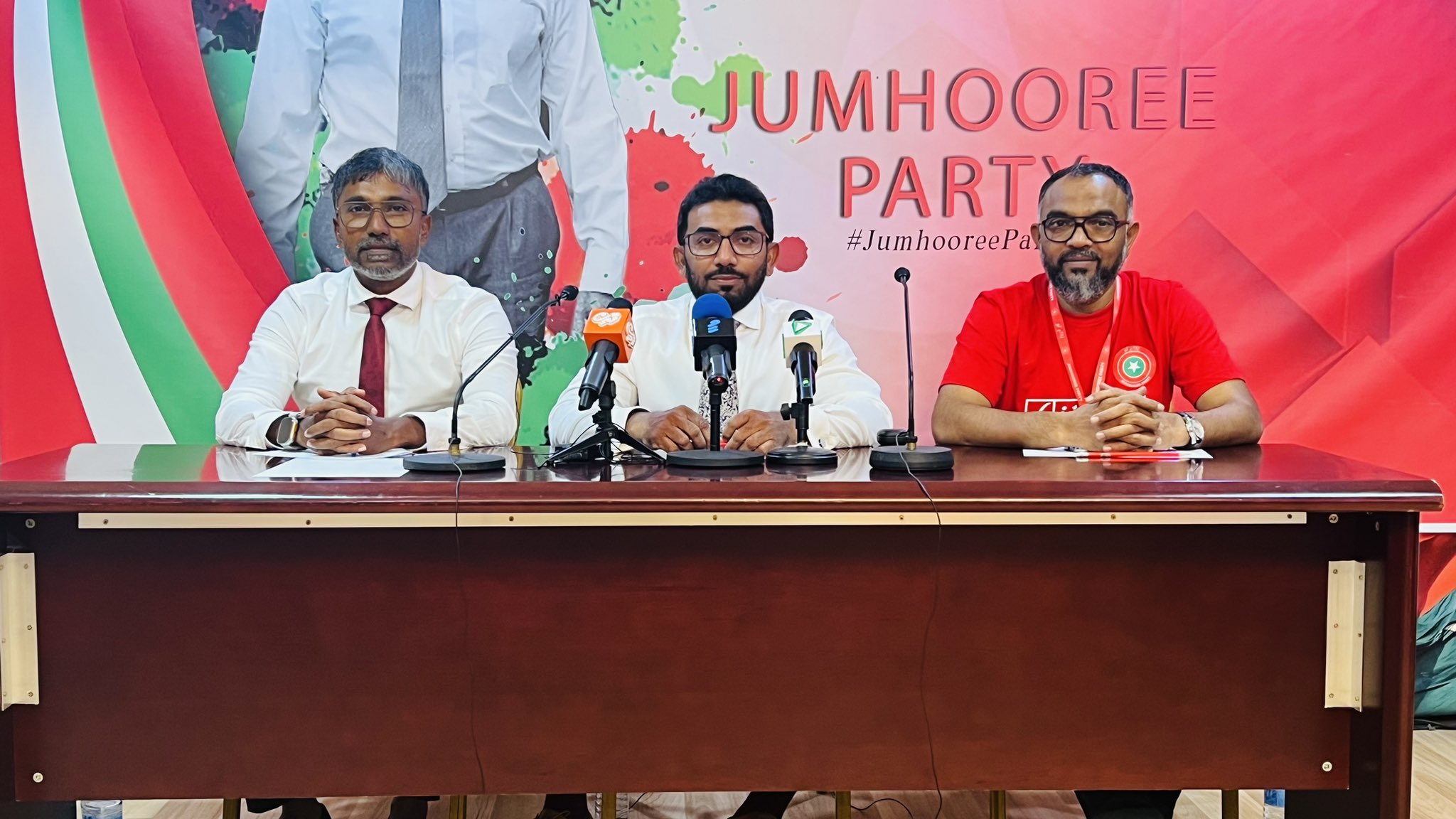 މިއިންތިޚާބުގެ ނަތީޖާއާއެކު ނަޝީދު ނުވަތަ ޔާމީންގެ ސިޔާސީ ހަޔާތުގައި ސިއްކަޖެހޭނެ: އިލްހާމް