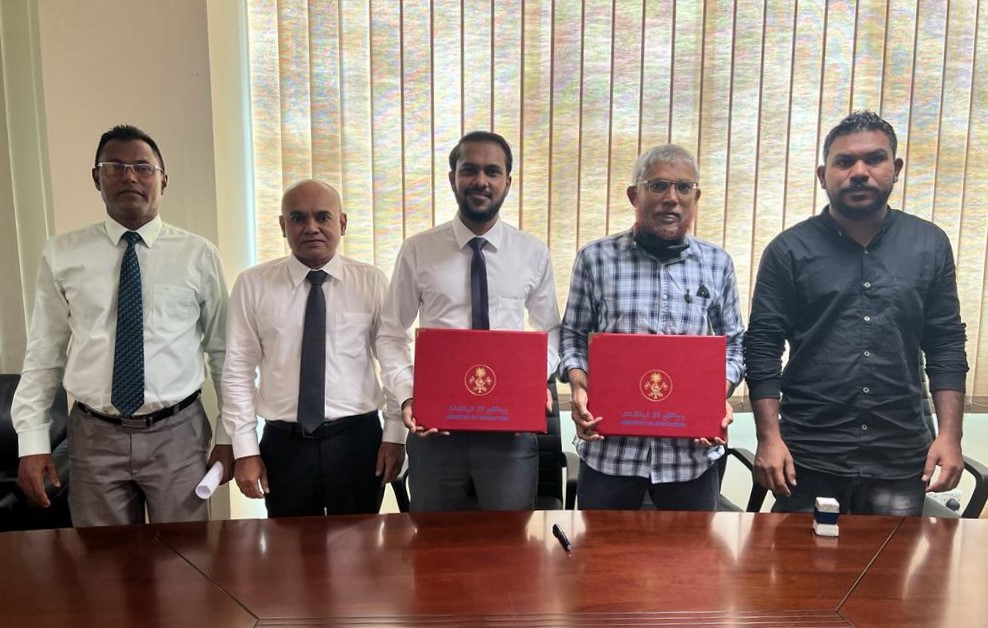 ރ. ވާދޫ ސްކޫލުގެ 2 ބުރީގެ އިމާރާތުގެ މަސައްކަތް ހަވާލުކޮށްފި