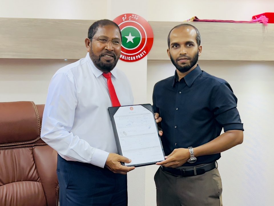 ގާސިމަށް ރާއްޖޭގެ ވެރިކަން ކުރަން ފުރުސަތު ދީފިނަމަ ރައްޔިތުން މާޔޫސްކޮށްނުލާނެ: ހައިލަމް