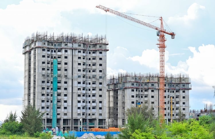 ފްލެޓުތައް ދޫކުރީ ނާޖާއިޒު ފައިދާއެއް ހޯދަންތޯ ބަލަން ޖިނާއީ ތަހުގީގެއް ހިންގަނީ