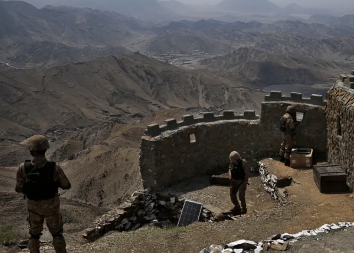 ޕާކިސްތާނުން ތާލިބާނުންނާއެކު މަޝްވަރާތައް ފަށައިފި