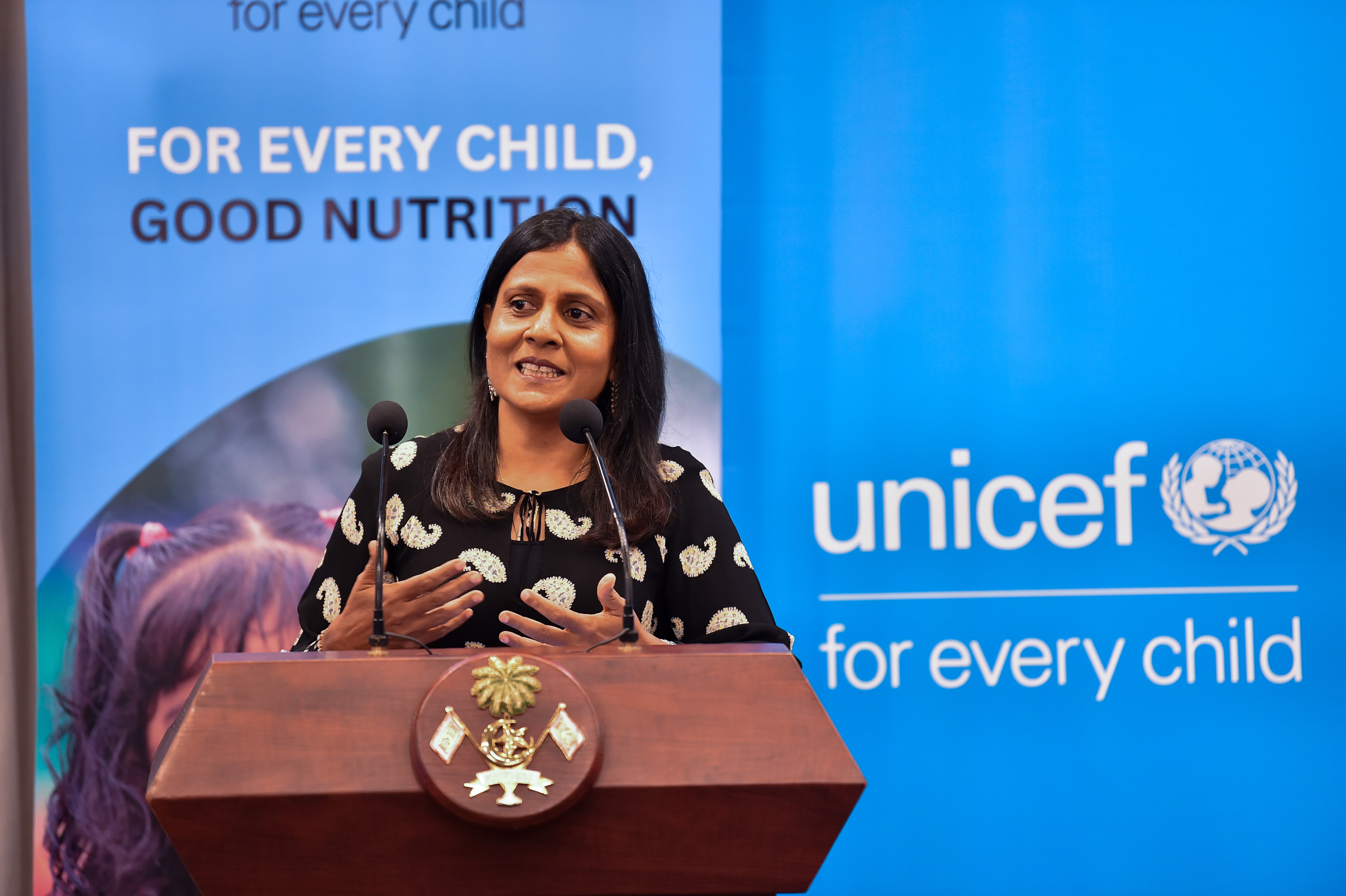 ރައްޔިތުންނަށް ދުޅަހެޔޮ ދިރިއުޅުމެއް ހޯދައިދޭން ސަރުކާރުން މަސައްކަތްކުރަންޖެހޭ: ފަަޒްނާ