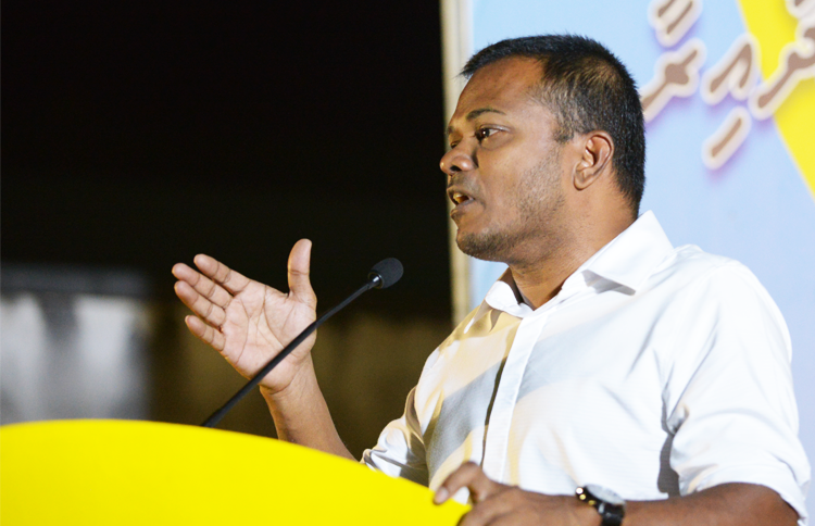 އިރުއިރުކޮޅުން އައްޑޫއިން ކަރަންޓު ކަނޑާތީ ރައްޔިތުންނަށް ބޮޑު ތަކުލީފަކަށް ވެއްޖެ: ނިޒާރު