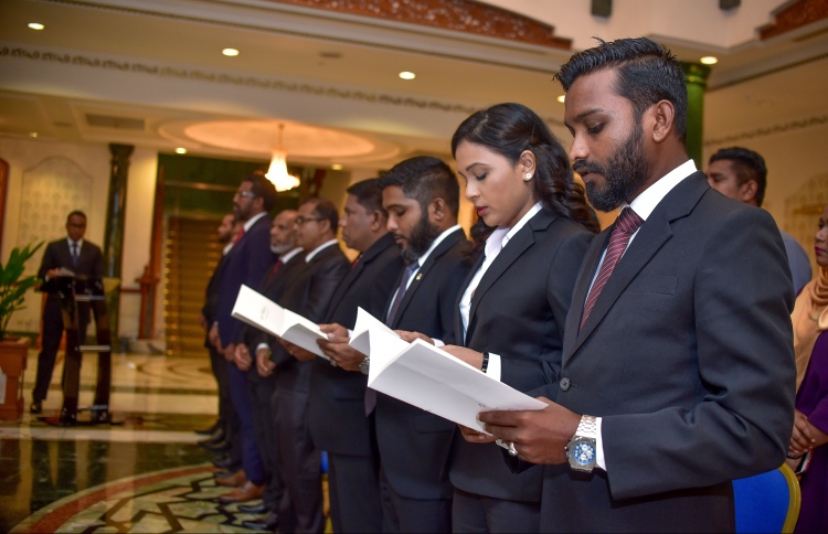 ދަރިއަކު ލިބުމާ ގުޅިގެން ފަނޑިޔާރުންނަށް ޗުއްޓީ ލިބޭ އިސްލާހު ތަސްދީޤުކުރައްވައިފި