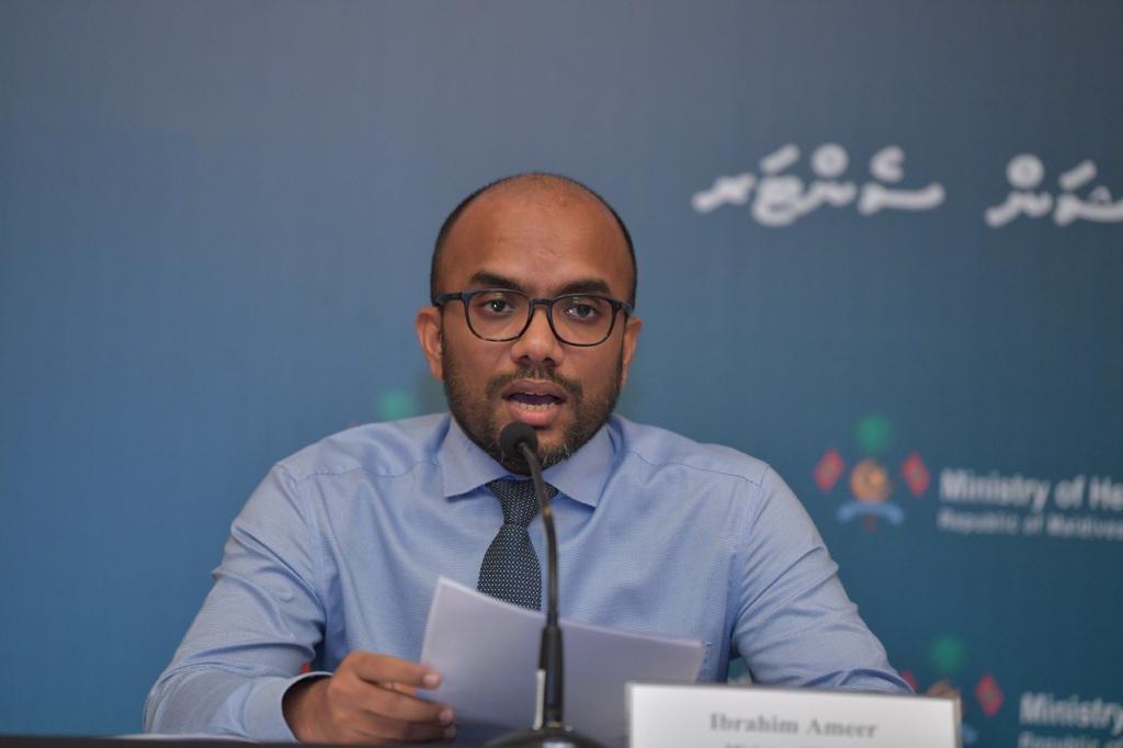 ކުންފުނިތަކުގެ އެމްޑީއާއި ޑީއެމްޑީންގެ މުސާރައިން 32 އިންސައްތަ ކުޑަކޮށްފި