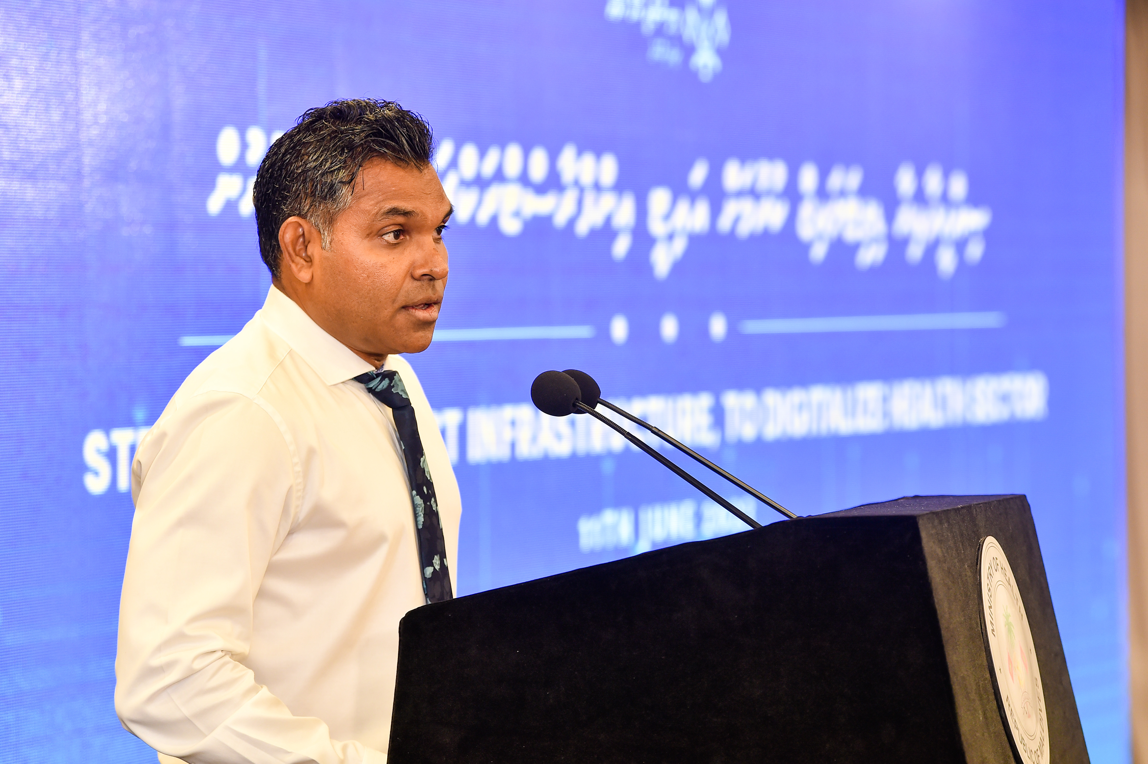 ރައީސްގެ އެންމެ މުހިންމު ސިޔާސަތަކީ މީހުން ބިނާކުރުން - ނައިބްރައީސް