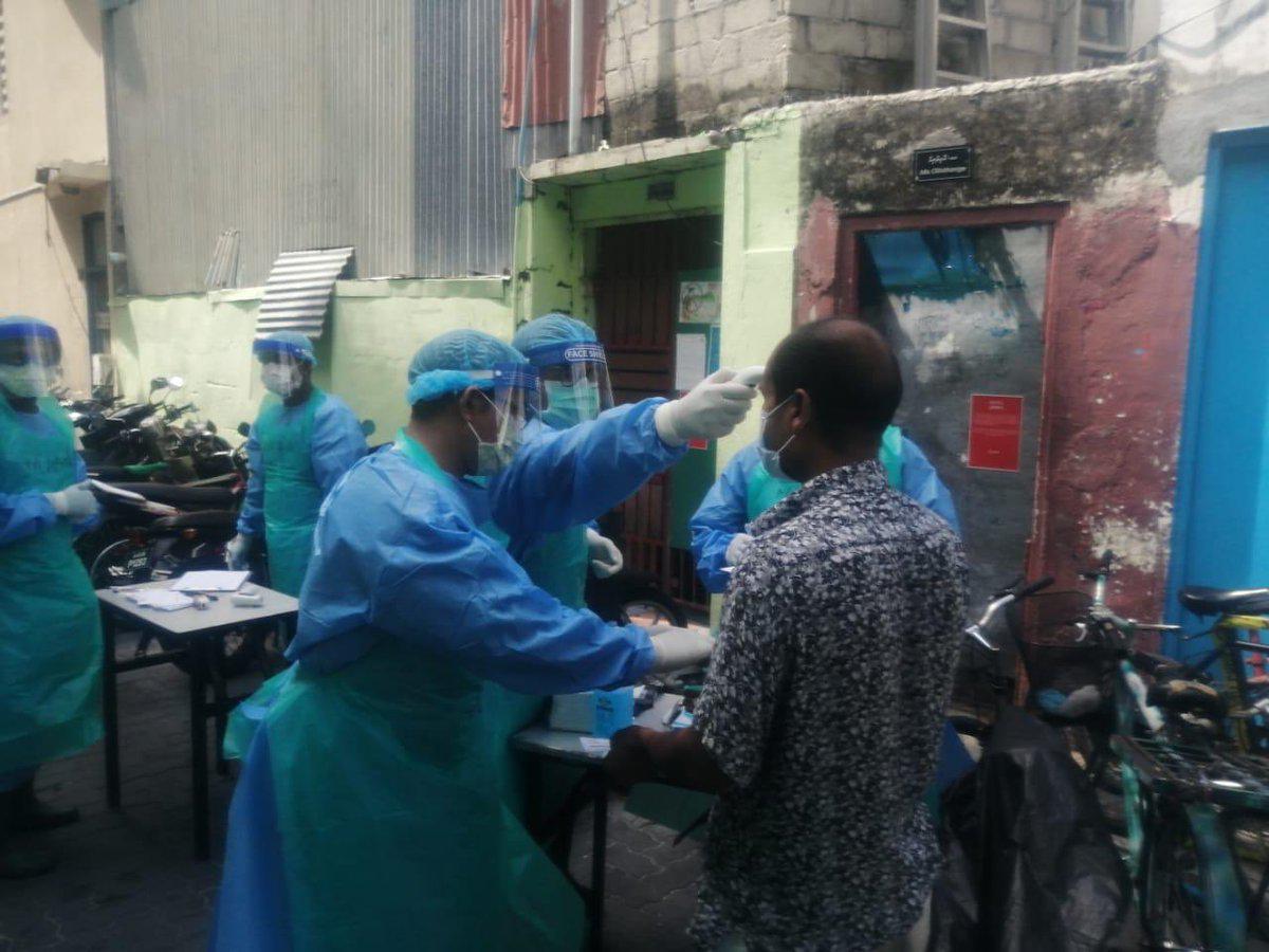 ކޯވިޑް-19: ދިވެހިންގެ ކޮންޓެކްޓްސް އިތުރުވެ ކްލަސްޓާތަށް ދަނީ ބޮޑުވަމުން: ޑރ.އަފްޒަލް