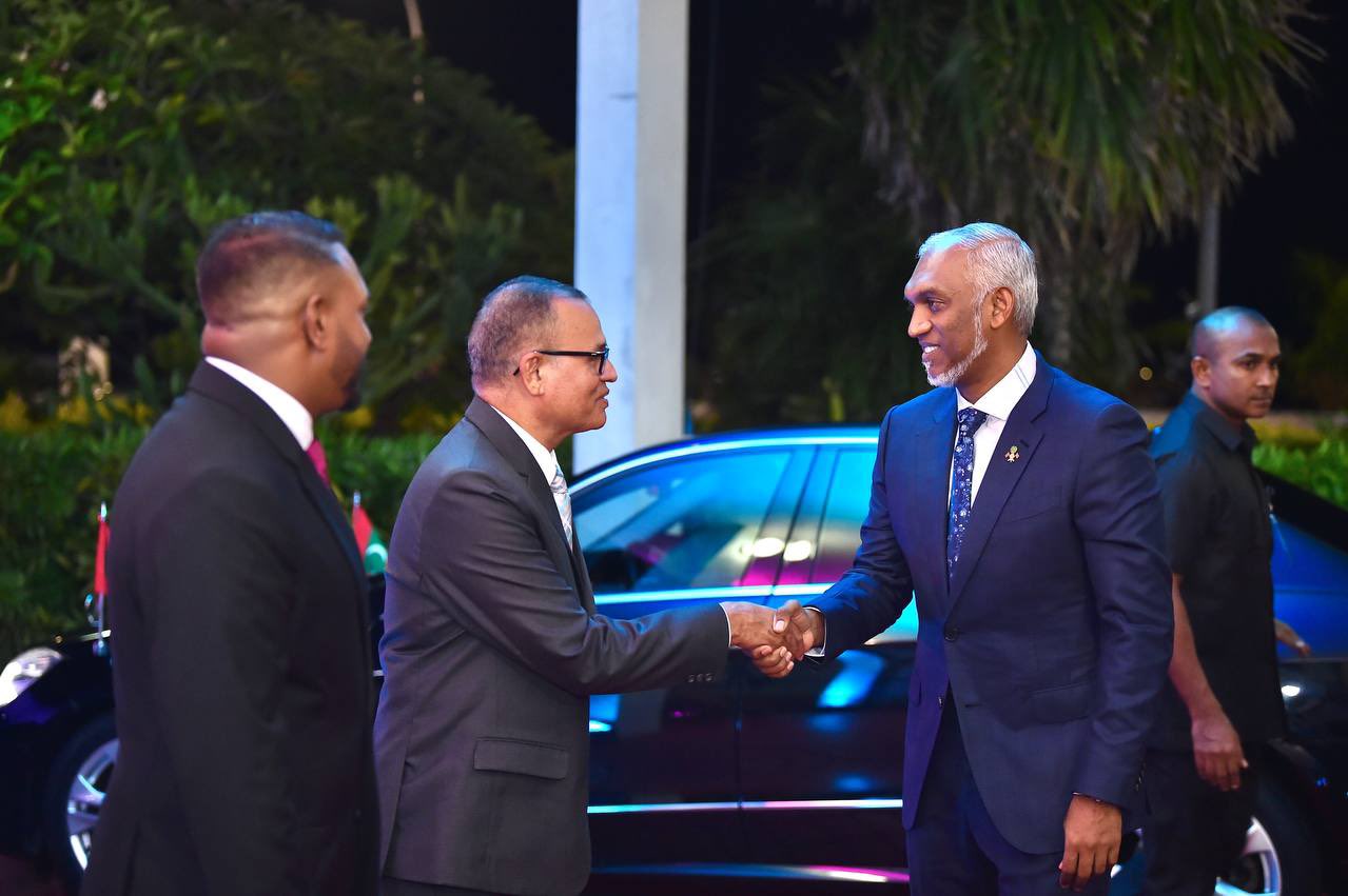 މިނިވަން ދުވަސް ފާހަގަކުރާއިރު ސިޔާސީ ހައްޔަރީންނެތުމަކީ ލިބޭ އުފަލެއް: އާދަމް ޝަރީފު