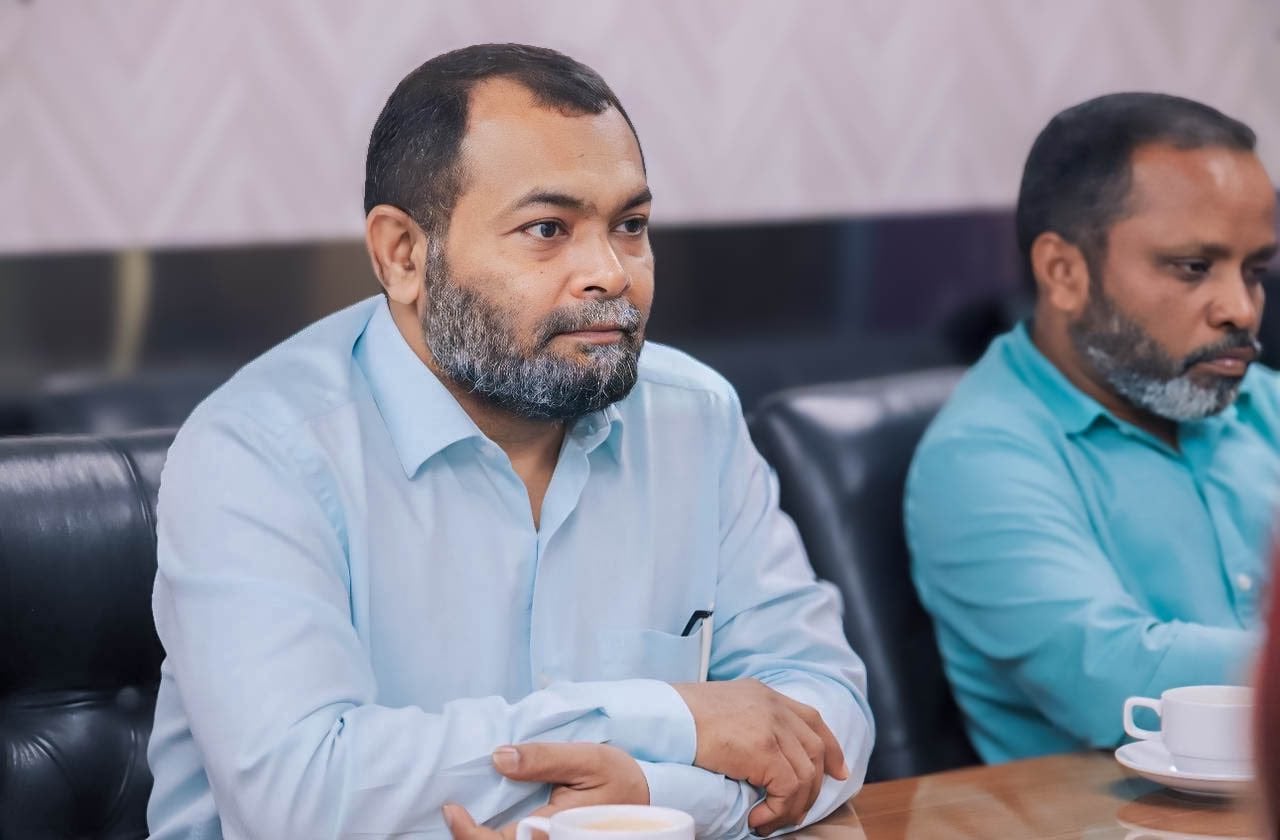 ކުންފުނިތަކުގެ ހަރަދު ކުޑަކުރަން ހަރުކަށި ފިޔަވަޅުތަކެއް އަޅަން އަންގައިފި