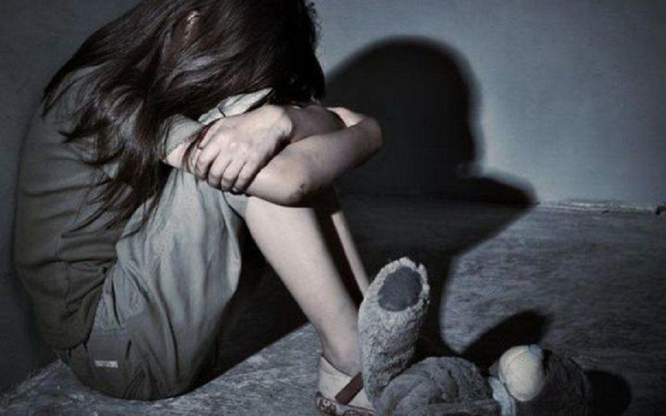 10 އަހަރުގެ ކުއްޖާއަށް ޖިންސީ ގޯނާކުރި ދޮންބައްޕަ ހައްޔަރުކޮށްފި