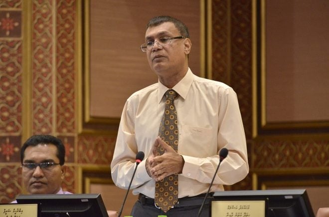 ގެރި ބަކަރި ވިއްކާ ޒާތުގެ ބާޒާރަކަށް މަޖިލިސް ބަދަލުވުމުގެ ބިރު ބޮޑު- ޝަރީފް