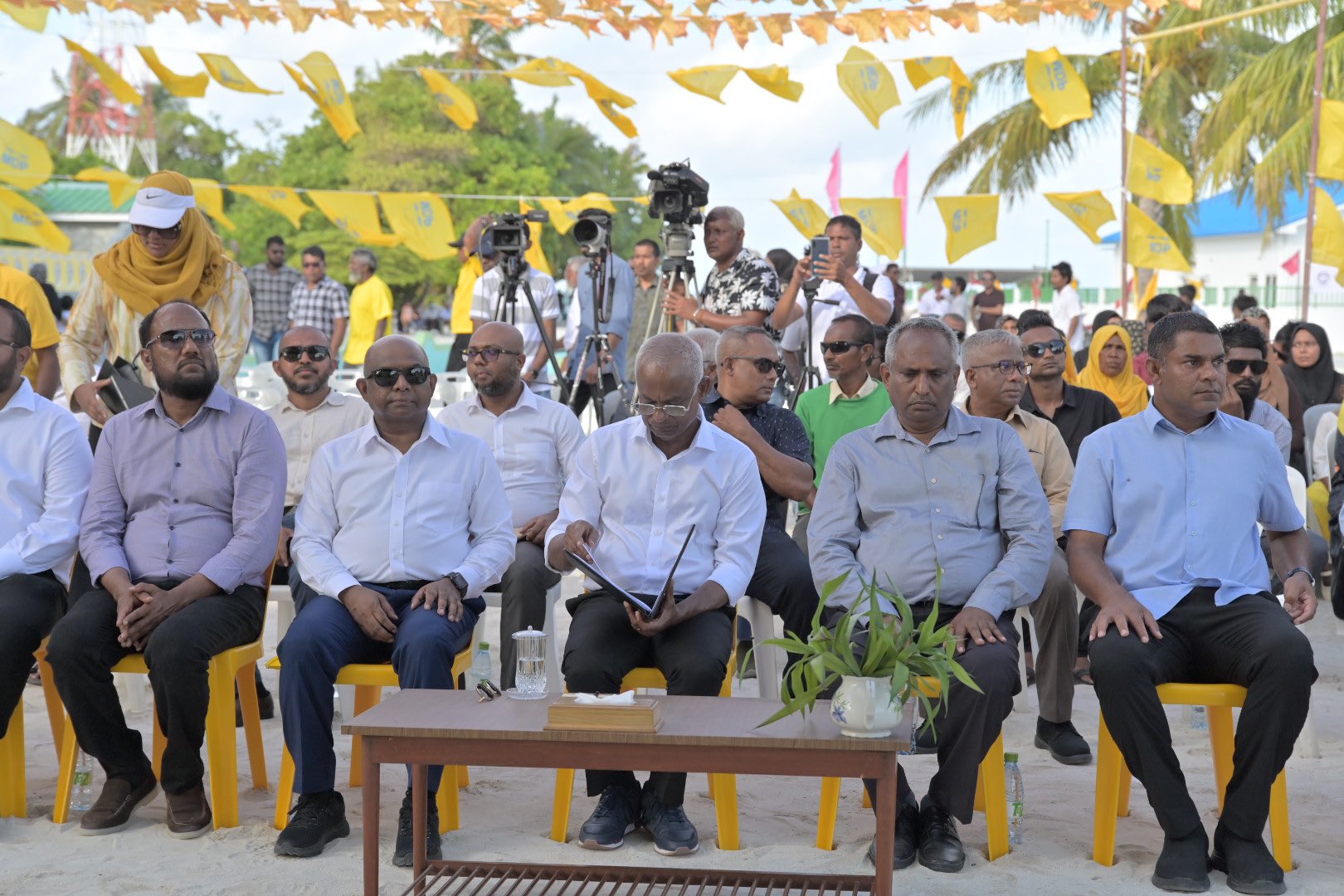 ރައްޔިތުން ތިބީ ތަރައްގީ ގެނެސްދޭ ވައުދު ފުއްދާ ބަޔަކާއެކު ކުރިއަށްދާން: ރައީސް