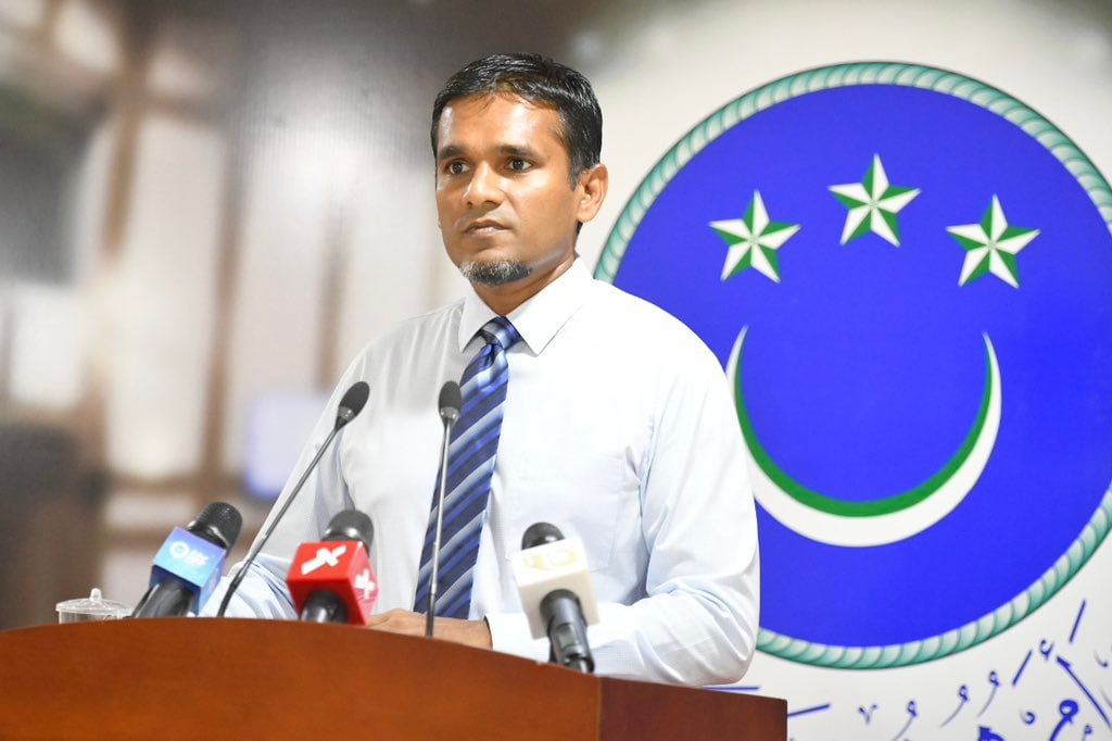 މަޖިލީހުގައި އަންހެނުންނާއި ޚާއްސައެހީއަށް ބޭނުންވާ މީހުންނަށް ގޮނޑިތަކެއް ޚާއްސަކުރަން ހުށައަޅައިފި