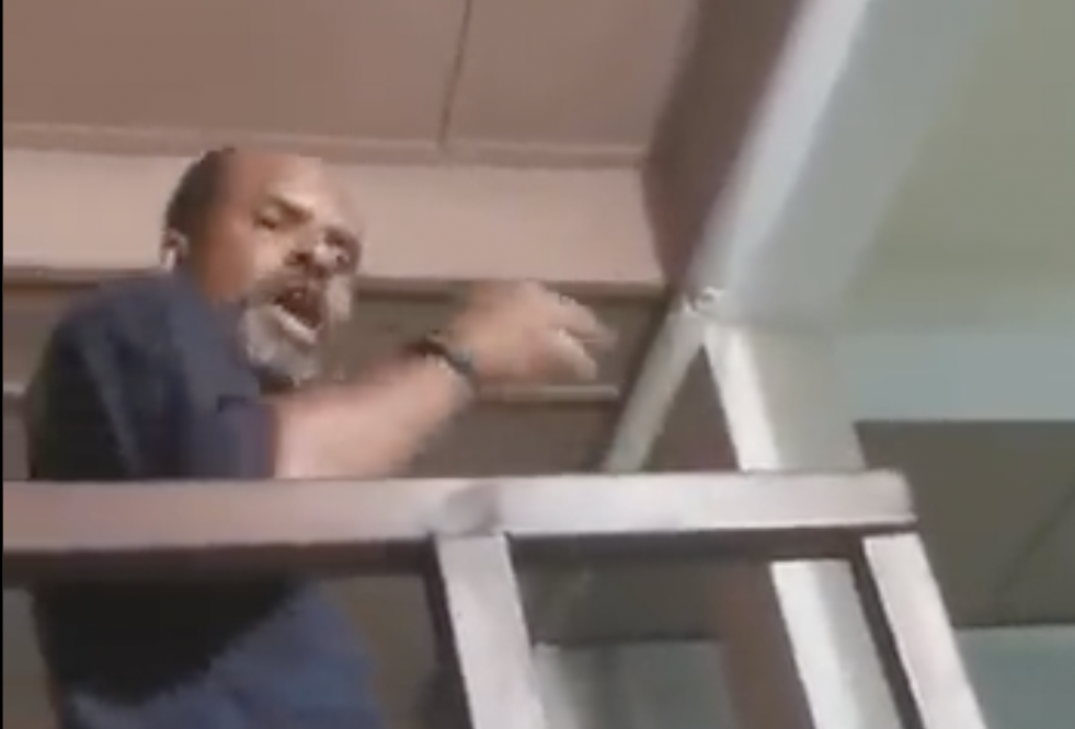 ފޯކައިދޫ ހަލަބޮލިކަމުގައި; ބޮޑުދެޕާޓީގެ ބަހުގެ ޙަމަލާތަކެއް