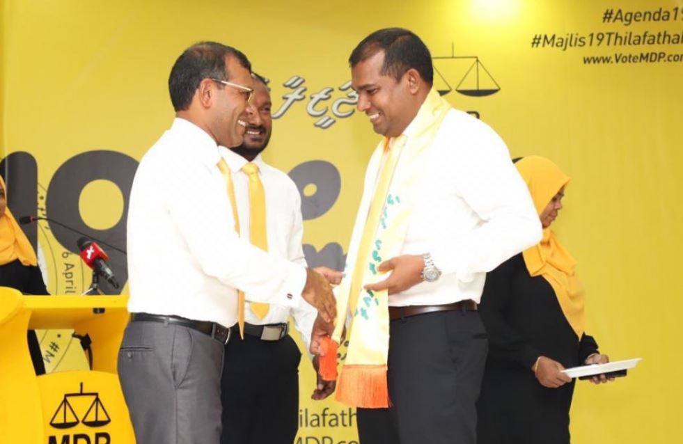 މެންބަރު މުޣްނީ ވިދާޅުވަނީ ބޮންޑޭއަށް މާފަންނު މެދުދާއިރާއަށް ބަސްނުކިޔޭނެކަމަށް!