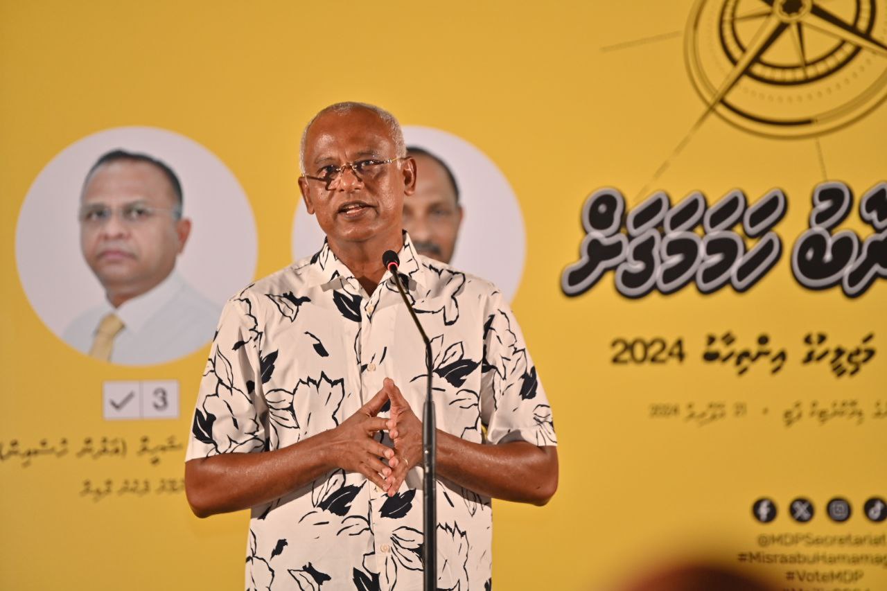 މަޖިލީހުގައި އިދިކޮޅަށް ތިބީ ސަރުކާރުގެ މެމްބަރުން؛ ސަރުކާރު މެމްބަރުން ނުހޮވަންވީ އެހެންވެ: ސޯލިހް