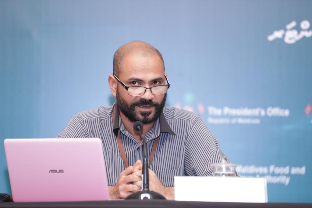 ކޮވިޑް-19: ބިދޭސީން ގެއަށް ނުވައްދައި އަމިއްލައަށް ގެދޮރު ސާފުކޮށްލާ- ޑރ.އަފްޒަލް